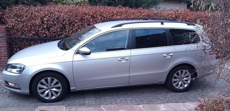 Gebraucht VW Passat 140 PS (102 kW) 2014 Silber Kombi