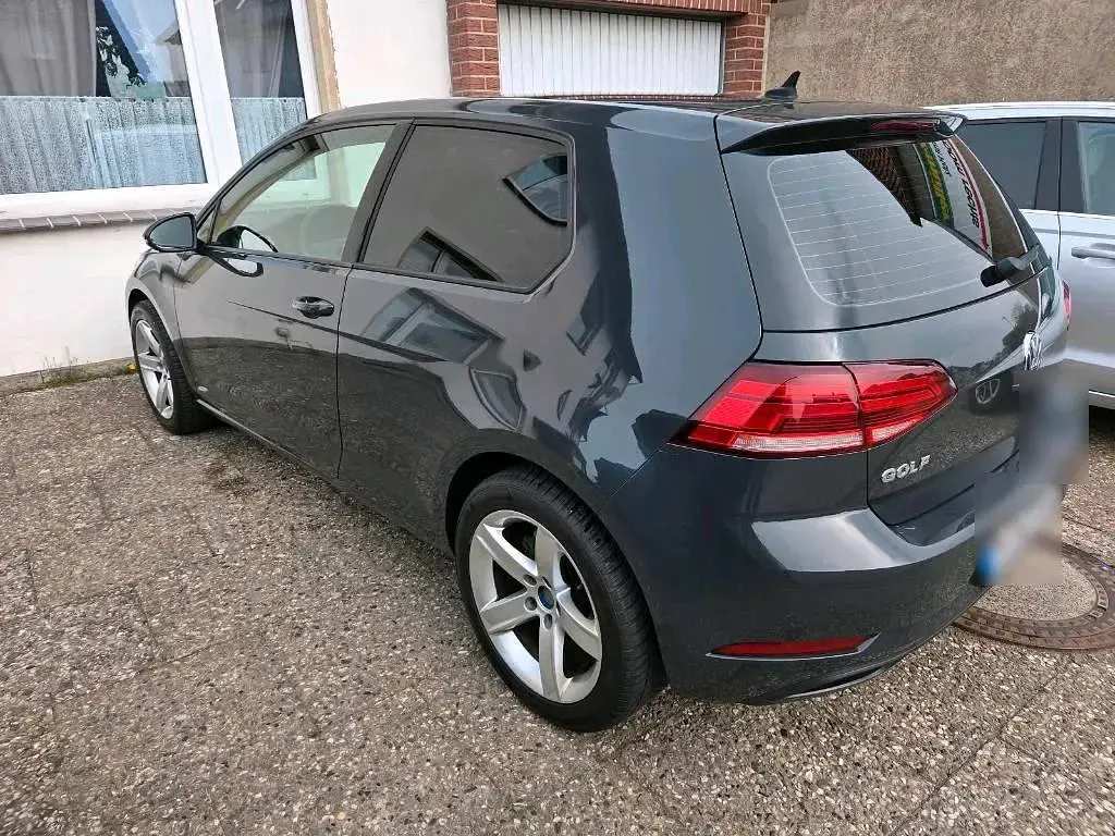 Używany VW Golf 86 KM (63 kW) 2018 Coupe