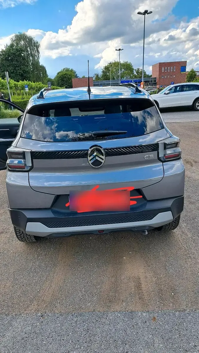 Gebraucht Citroën C3 101 PS (74 kW) 2025 Grau SUV