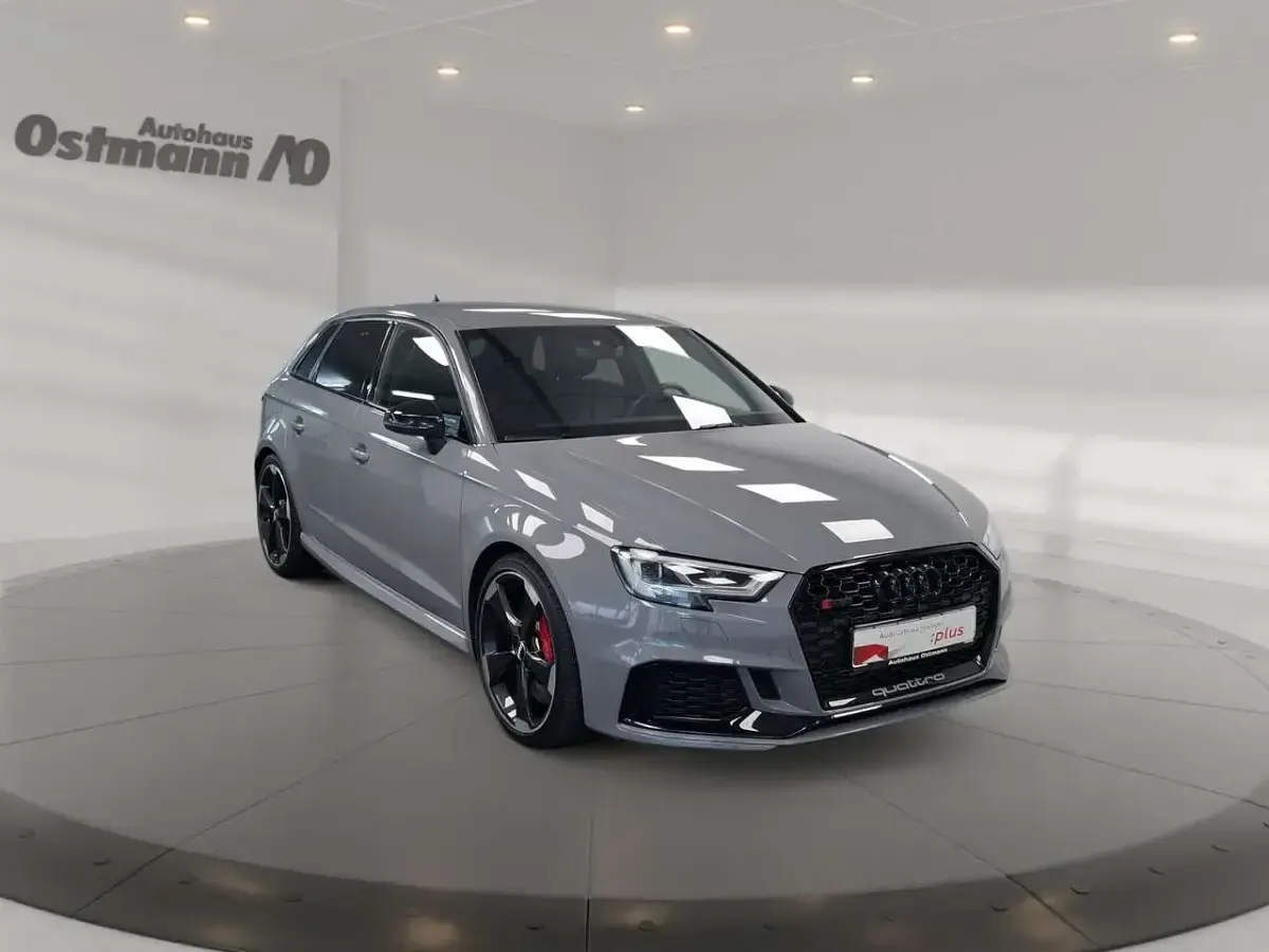 Gebraucht Audi RS3 400 PS (294 kW) 2019 Grau Limousine