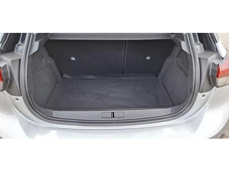 Gebraucht Opel Corsa Elegance 101 PS (74 kW) 2022 Silber Limousine