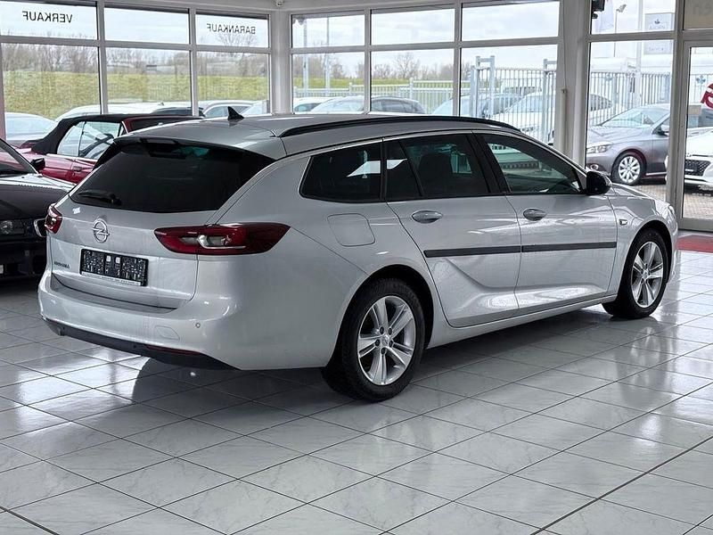 Gebraucht Opel Insignia Edition 170 PS (125 kW) 2017 Silber Kombi