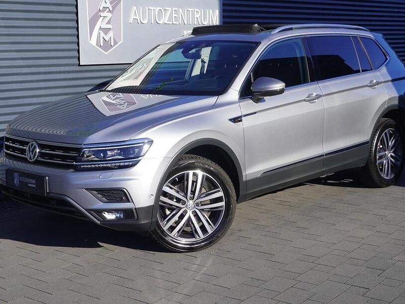Pyrit silber metallic Gebraucht 2019 VW Tiguan Allspace Highline SUV | 29.990 € (Fairer Preis) - Bild 1/4