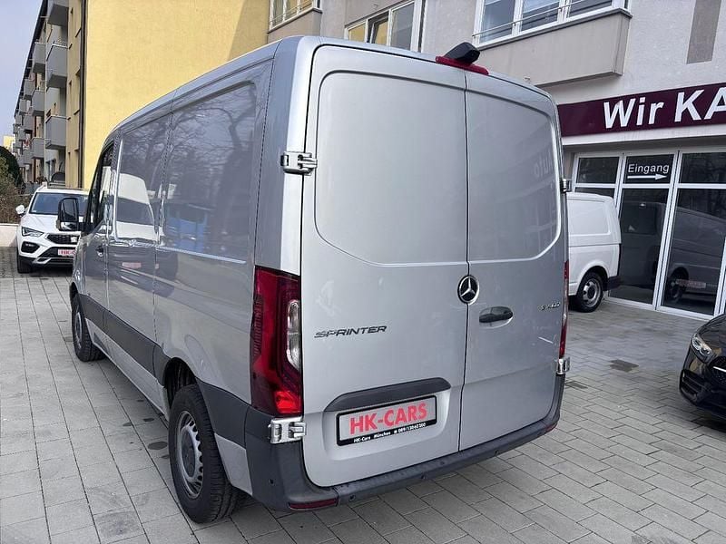 Gebraucht Mercedes Sprinter 162 PS (119 kW) 2020 Silber Van