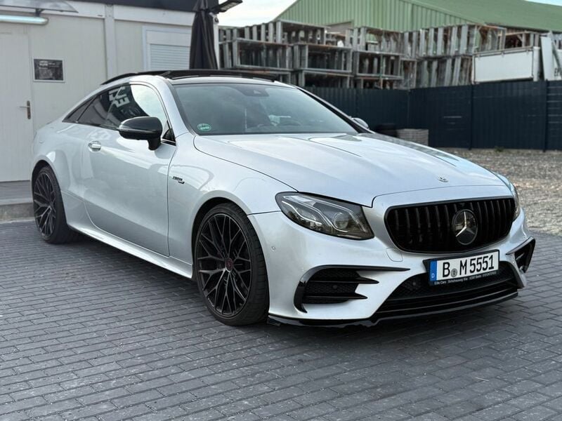 Silber Gebraucht 2018 Mercedes E220 AMG Coupé | 30.990 € (Fairer Preis) - Bild 1/4