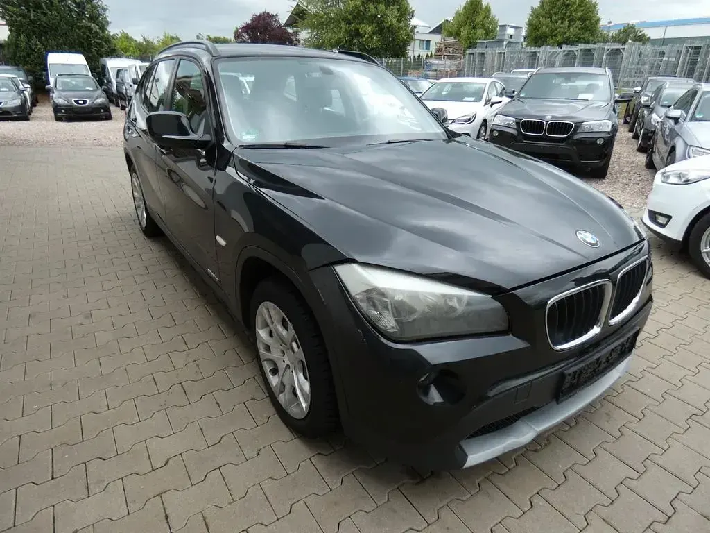 Gebraucht BMW X1 150 PS (110 kW) 2011 Schwarz SUV