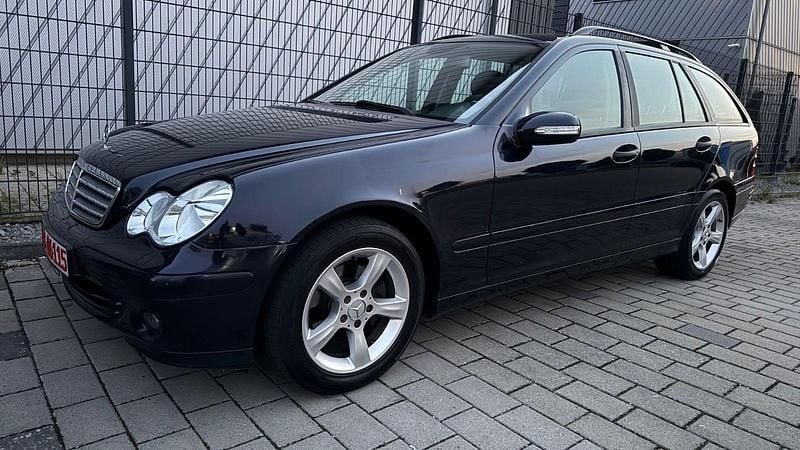Tansanitblau metalliclack Gebraucht 2007 Mercedes C180 Kombi | 5.500 € (Guter Preis) - Bild 1/4