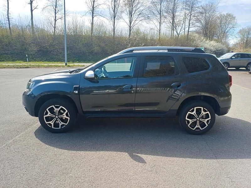 Gebraucht Dacia Duster Prestige 110 PS (80 kW) 2018 Grau SUV