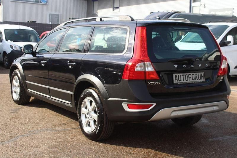 Gebraucht Volvo XC70 Momentum 238 PS (175 kW) 2008 Schwarz Kombi