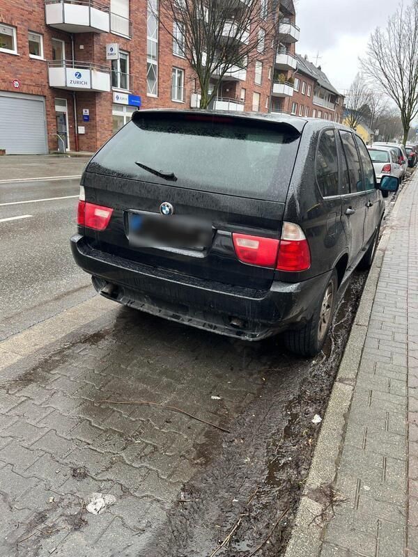 Schwarz Gebraucht 2001 BMW X5 SUV | 4.200 € (Guter Preis) - Bild 1/4