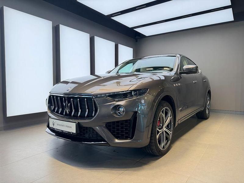Grau Gebraucht 2020 Maserati Levante SUV | 42.874 € (Superpreis) - Bild 1/4