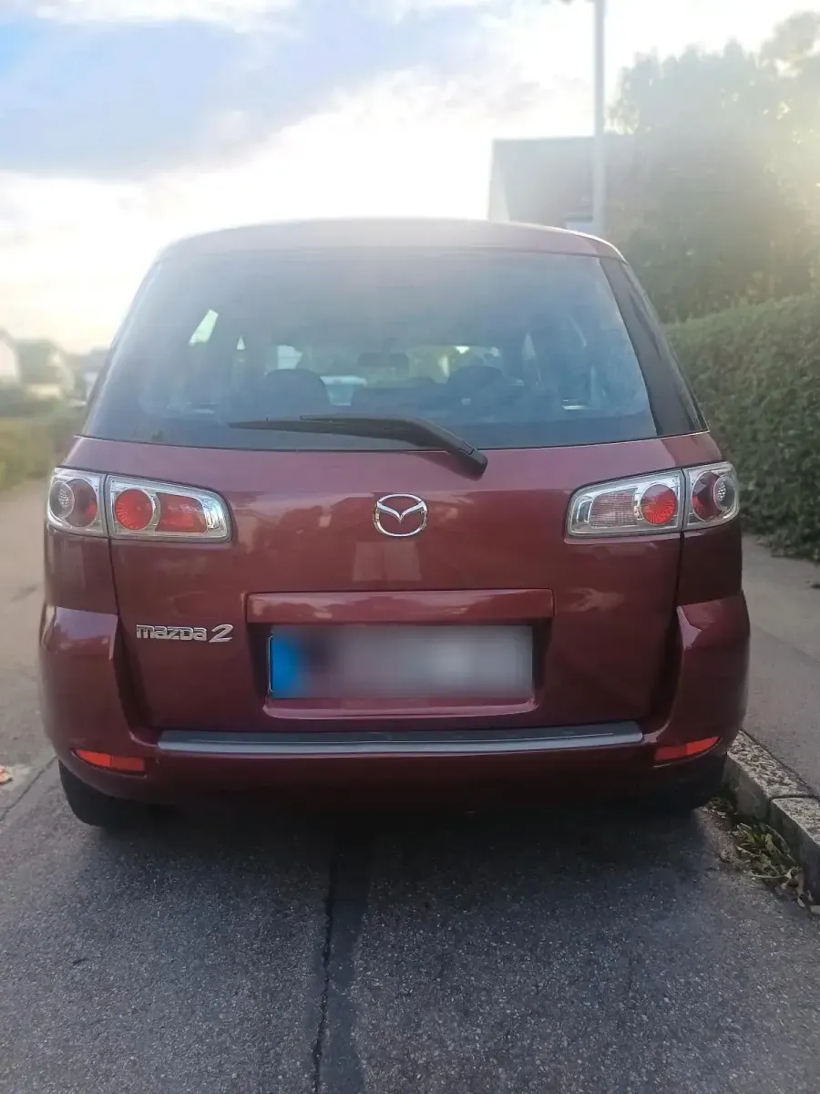 Usata Mazda 2 80 CV (58 kW) 2007 Rosso Utilitaria