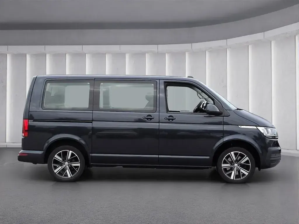 Gebraucht VW Multivan R 204 PS (150 kW) 2022 Blau Van / Kleinbus