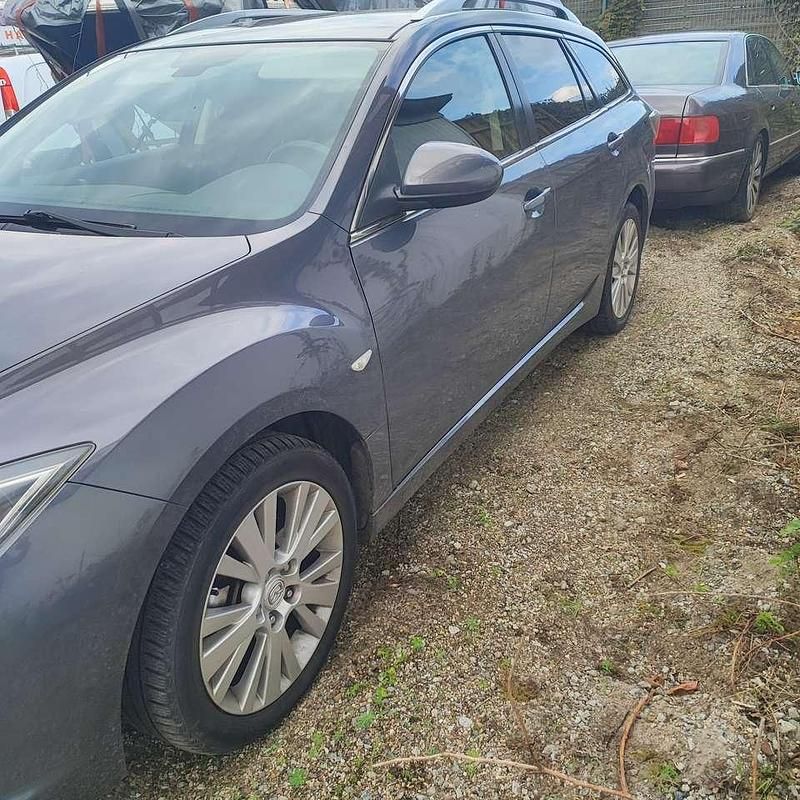 Używany Mazda 6 Exclusive 147 KM (108 kW) 2009 Brązowy Kombi