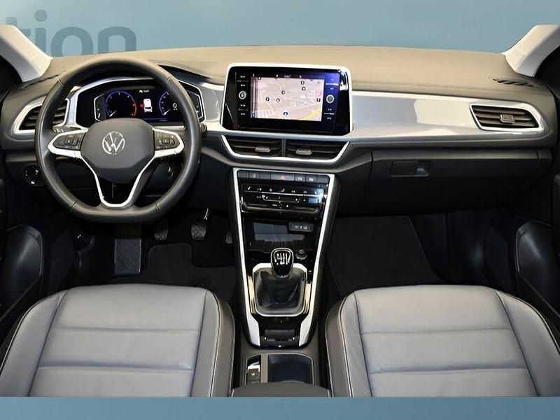 Gebraucht VW T-Roc 116 PS (85 kW) 2025 Blau SUV