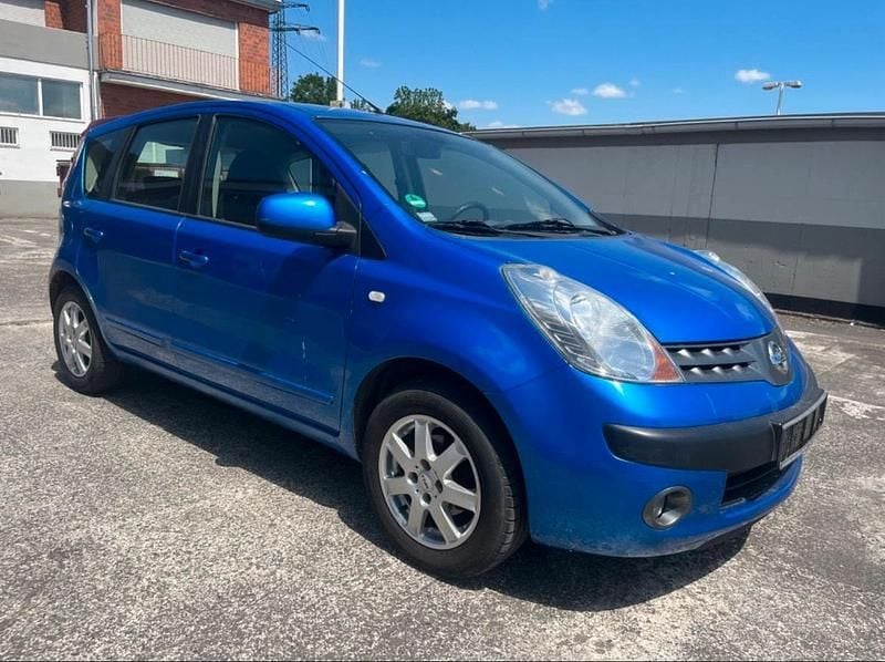 Second-hand Nissan Note Acenta 110 CP (80 kW) 2009 Albastru Hatchback