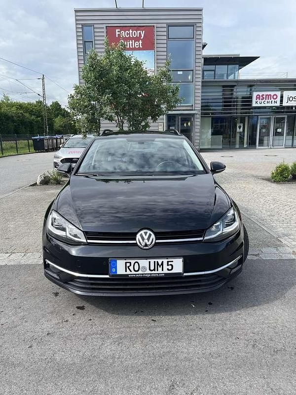 Gebraucht 2020 VW Golf VII Comfortline Kombi | 16.300 € (Etwas zu teuer) - Bild 1/4