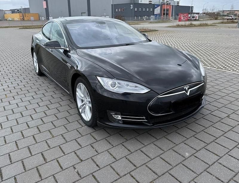 Gebraucht Tesla Model S 269 kW (367 PS) 2014 Schwarz Kleinwagen