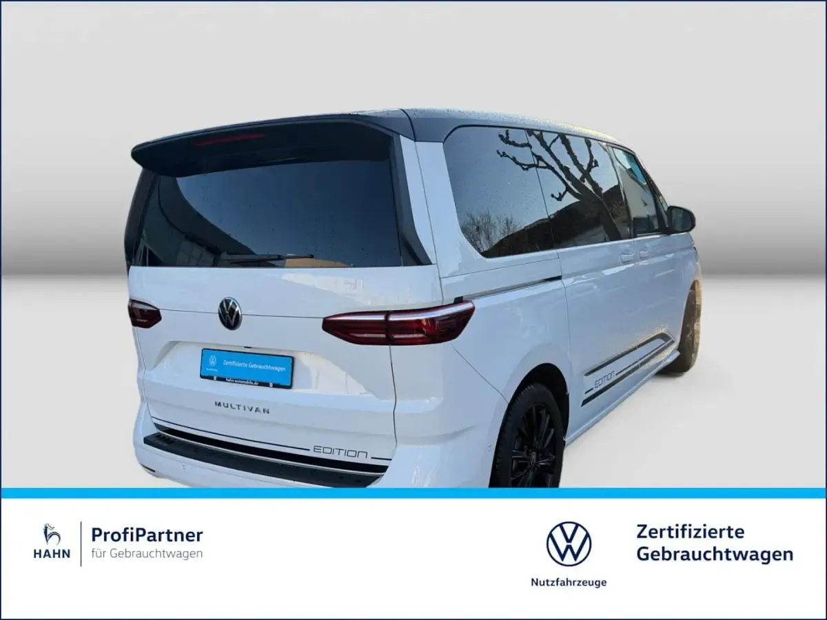 Używany VW Multivan Edition 150 KM (110 kW) 2025 Biały Minivan