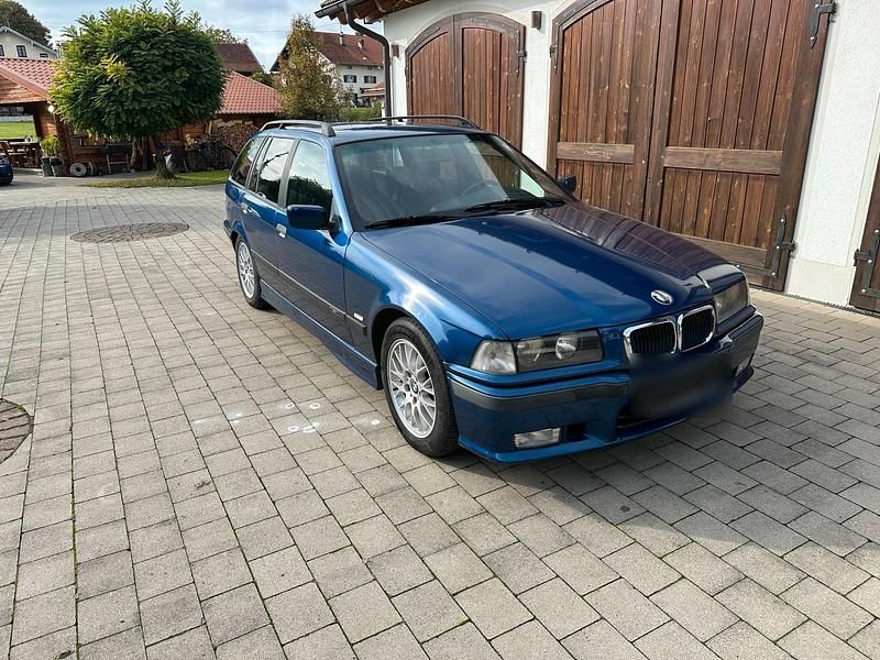 Gebraucht BMW 325 M Sport 1998 Blau Kombi