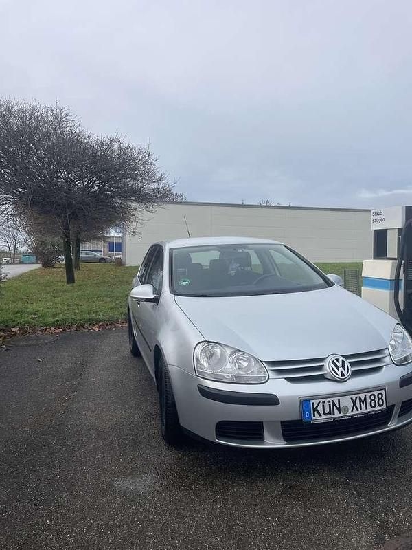 Gebraucht 2005 VW Golf IV Trendline Limousine | 4.300 € (Teuer) - Bild 1/4