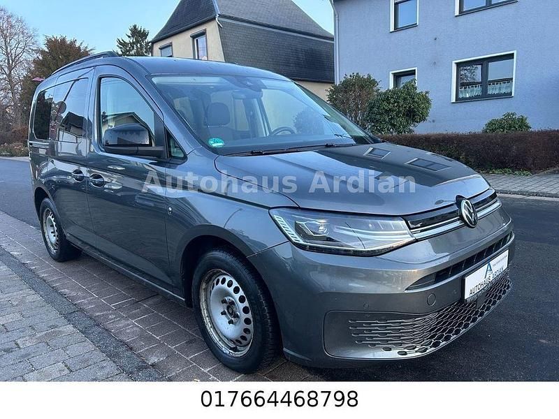Grau Gebraucht 2021 VW Caddy Life Van / Kleinbus | 14.999 € (Guter Preis) - Bild 1/4