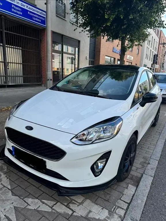 Gebraucht Ford Fiesta Active 125 PS (91 kW) 2020 Weiß Kleinwagen