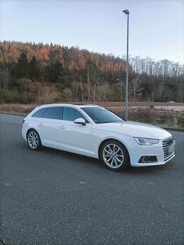 Gebraucht Audi A4 S-Line 190 PS (139 kW) 2016 Weiß Kombi
