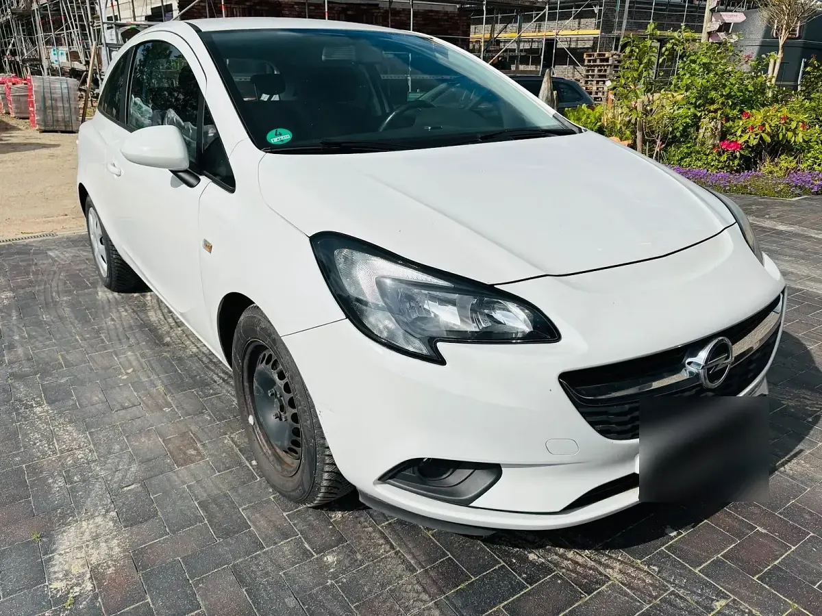 Gebraucht Opel Corsa Edition 70 PS (51 kW) 2017 Weiß Kleinwagen