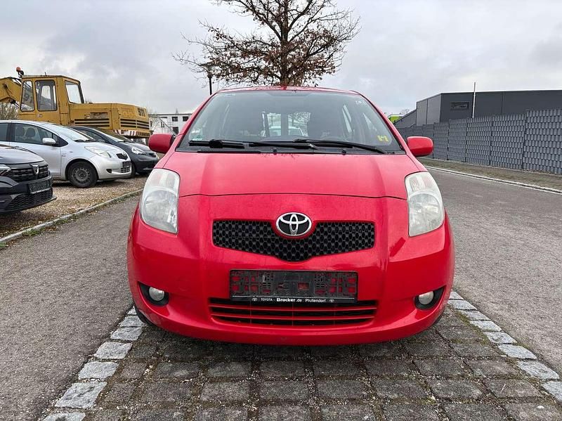 Gebraucht Toyota Yaris Sol 90 PS (66 kW) 2008 Rot Kleinwagen