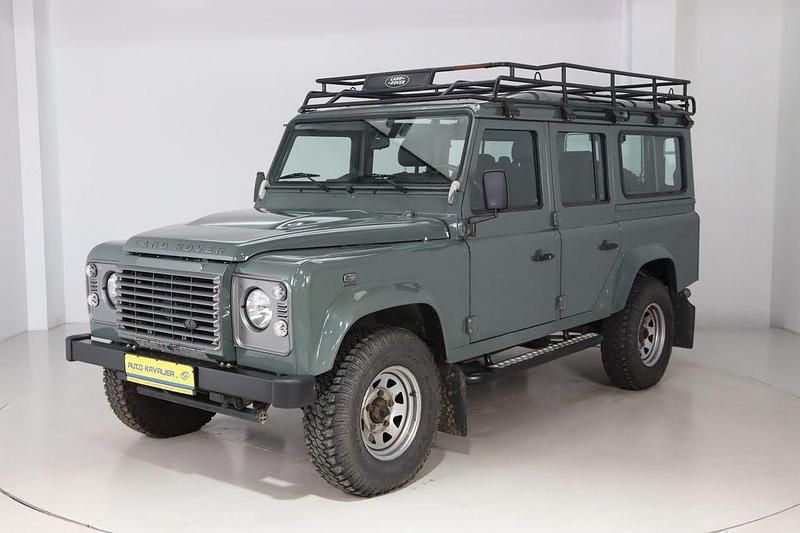Grün Gebraucht 2013 Land Rover Defender SE SUV | 35.980 € - Bild 1/4