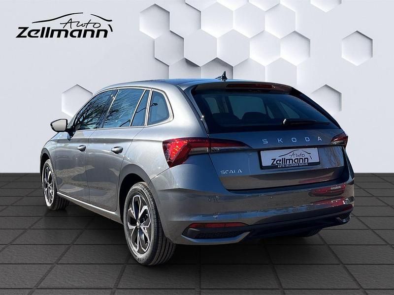 Neu Skoda Scala Selection 116 PS (85 kW) 2026 Grau Kleinwagen