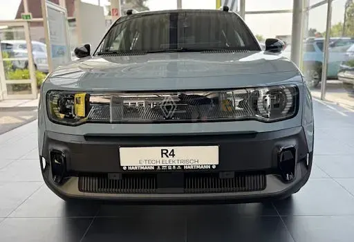 Occasion Renault 4 E-Tech Komfort 110 kW (150 ch) 2025 SUV