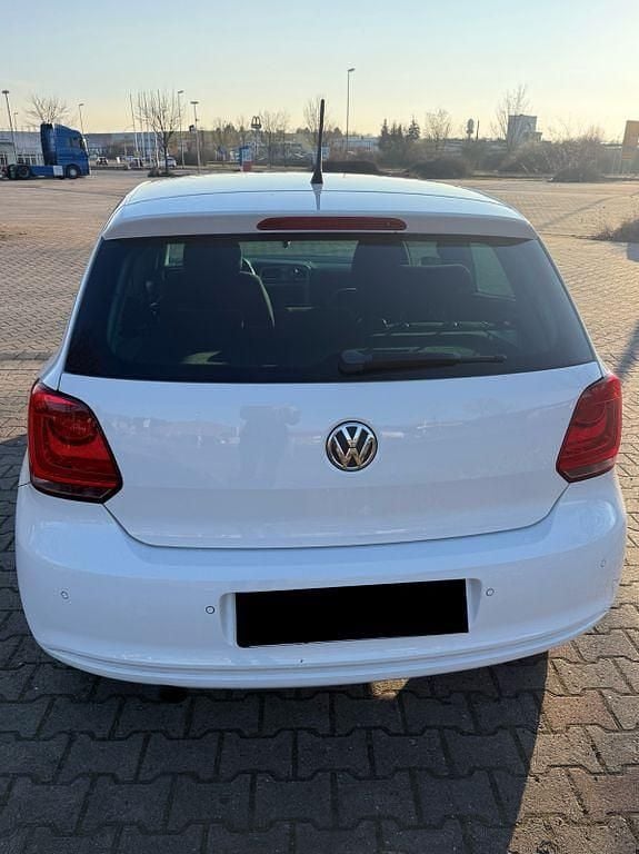 Gebraucht VW Polo Life 90 PS (66 kW) 2013 Weiß Kleinwagen