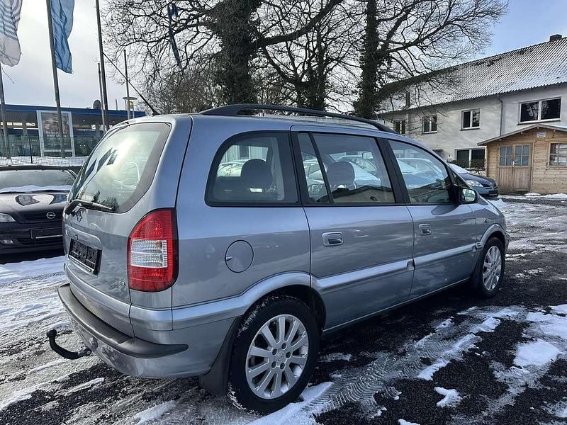 Gebraucht Opel Zafira 125 PS (91 kW) 2005 Blau Van / Kleinbus