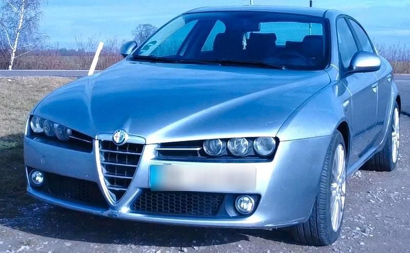 Gebraucht Alfa Romeo 159 185 PS (136 kW) 2013 Silber Limousine