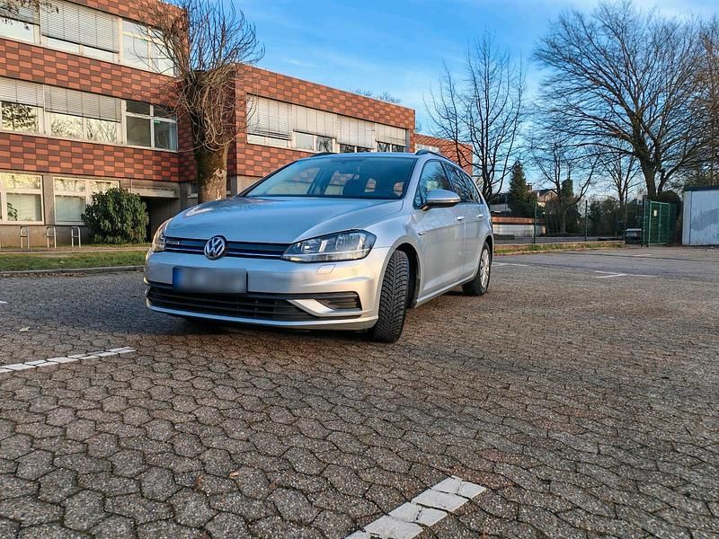 Gebraucht VW Golf VII 110 PS (80 kW) 2018 Kombi