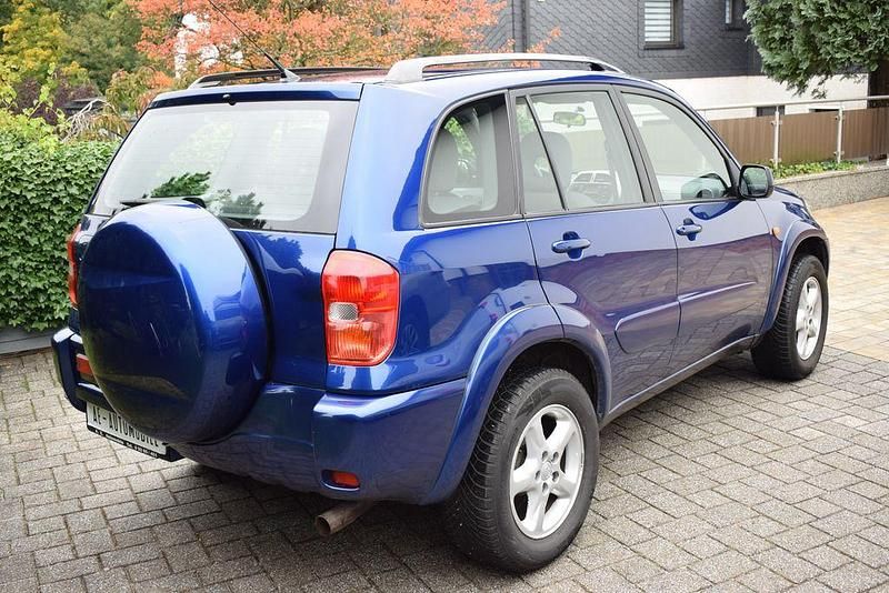 Gebraucht Toyota RAV4 150 PS (110 kW) 2002 Blau SUV