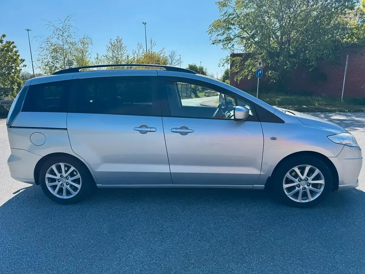Second-hand Mazda 5 160 CP (117 kW) 2010 Argintiu Monovolum