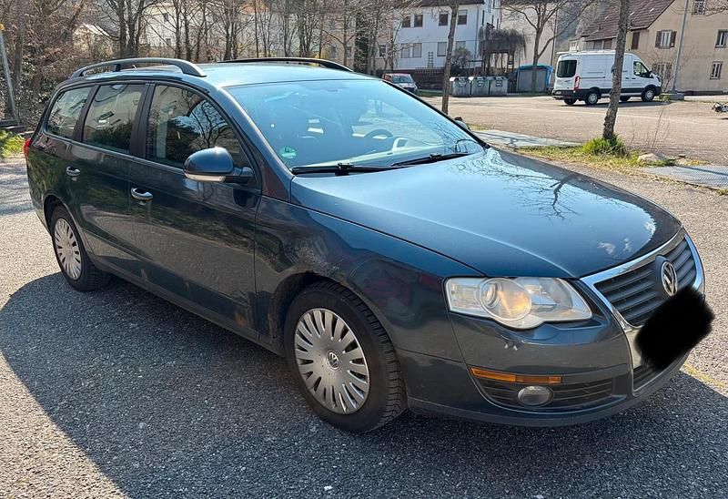 Gebraucht VW Passat 140 PS (102 kW) 2007 Blau Kombi
