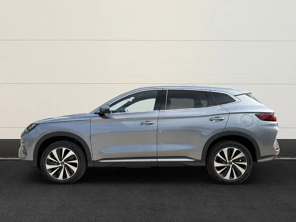 Neu BYD Seal U Design 324 PS (238 kW) 2026 Time grey SUV