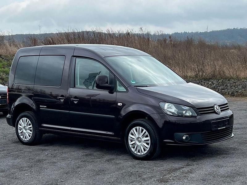 Gebraucht VW Caddy Trendline 105 PS (77 kW) 2014 Schwarz Van / Kleinbus