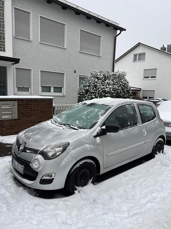 Gebraucht Renault Twingo 75 PS (55 kW) 2012 Silber Kleinwagen