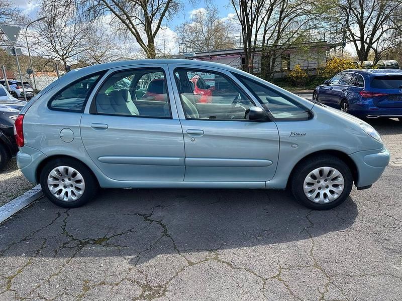 Gebraucht Citroën Xsara Picasso Exclusive 116 PS (85 kW) 2003 Blau Van / Kleinbus