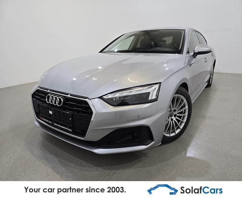 Silber Gebraucht 2020 Audi A5 Sportback Sport Kleinwagen | 23.353 € (Superpreis) - Bild 1/4