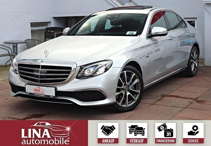 Silber Gebraucht 2017 Mercedes E350 Exclusive Limousine | 28.980 € (Fairer Preis) - Bild 1/4