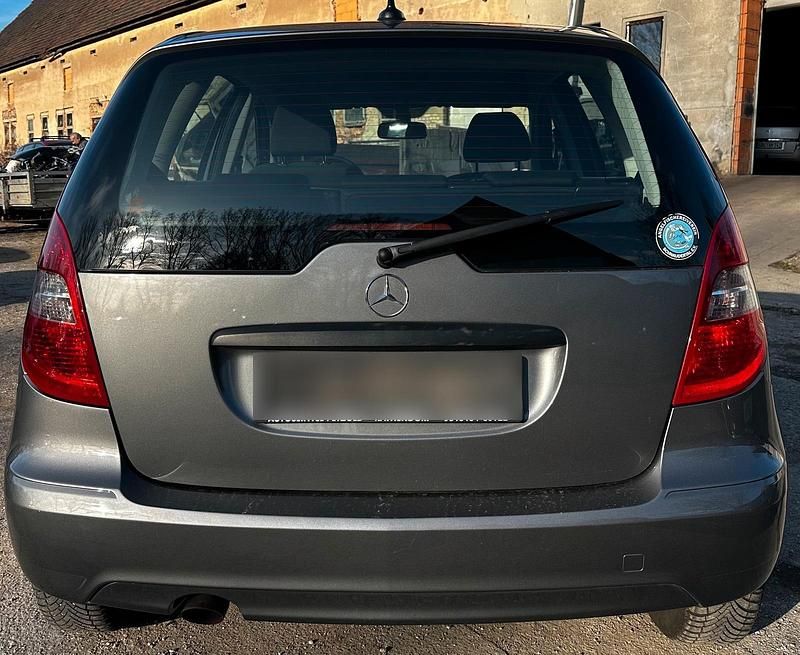 Gebraucht Mercedes A150 95 PS (69 kW) 2008 Grau Limousine