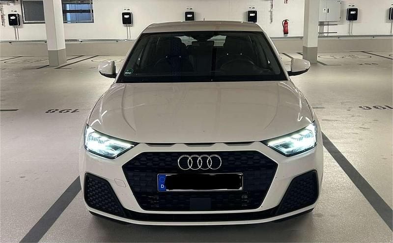 Gebraucht 2024 Audi A1 Sportback Kleinwagen | 20.000 € (Guter Preis) - Bild 1/4