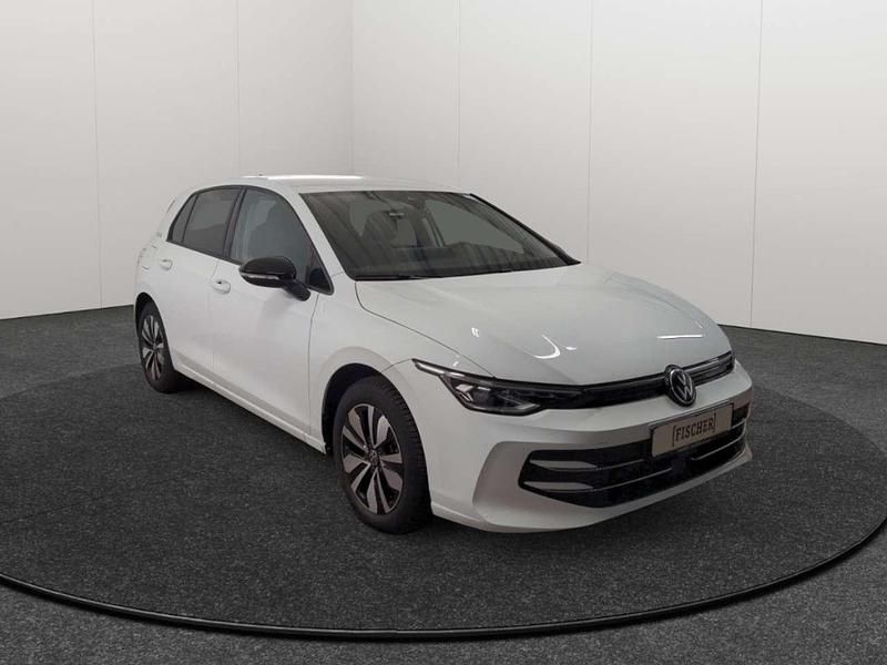 Gebraucht VW Golf VIII Goal 150 PS (110 kW) 2025 Pure white Limousine