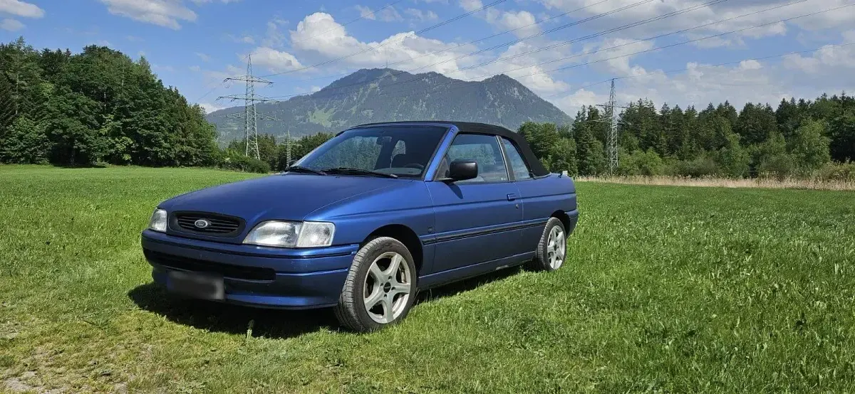 Gebraucht Ford Escort Cabriolet 90 PS (66 kW) 1993 Blau Cabrio